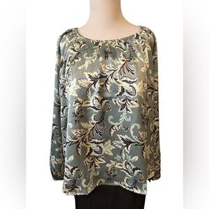 Beautiful Silky Print Women's Top